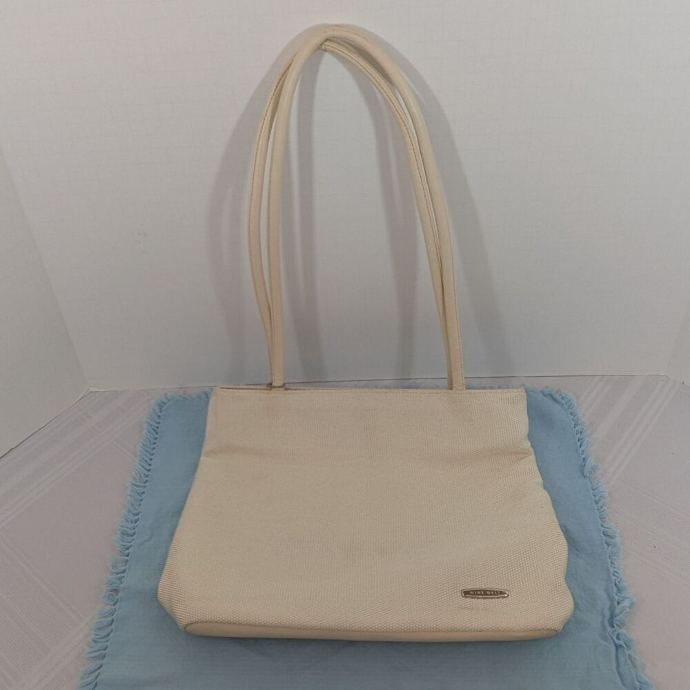 Vintage Nine West Net Stitch Woven Pouch Shoulder Bag - Cream / Ivory